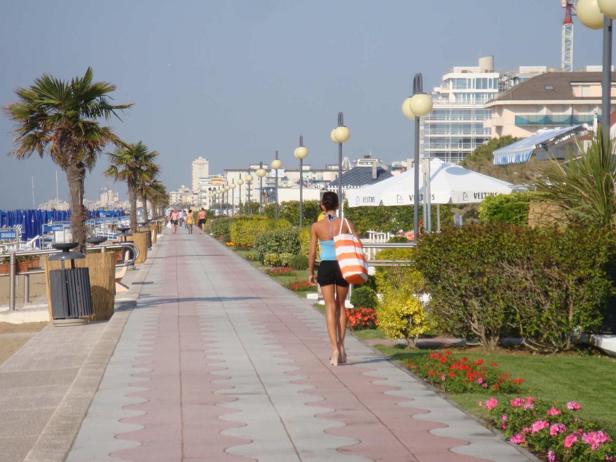 Hotel Mirafiori Lido di Jesolo Luaran gambar